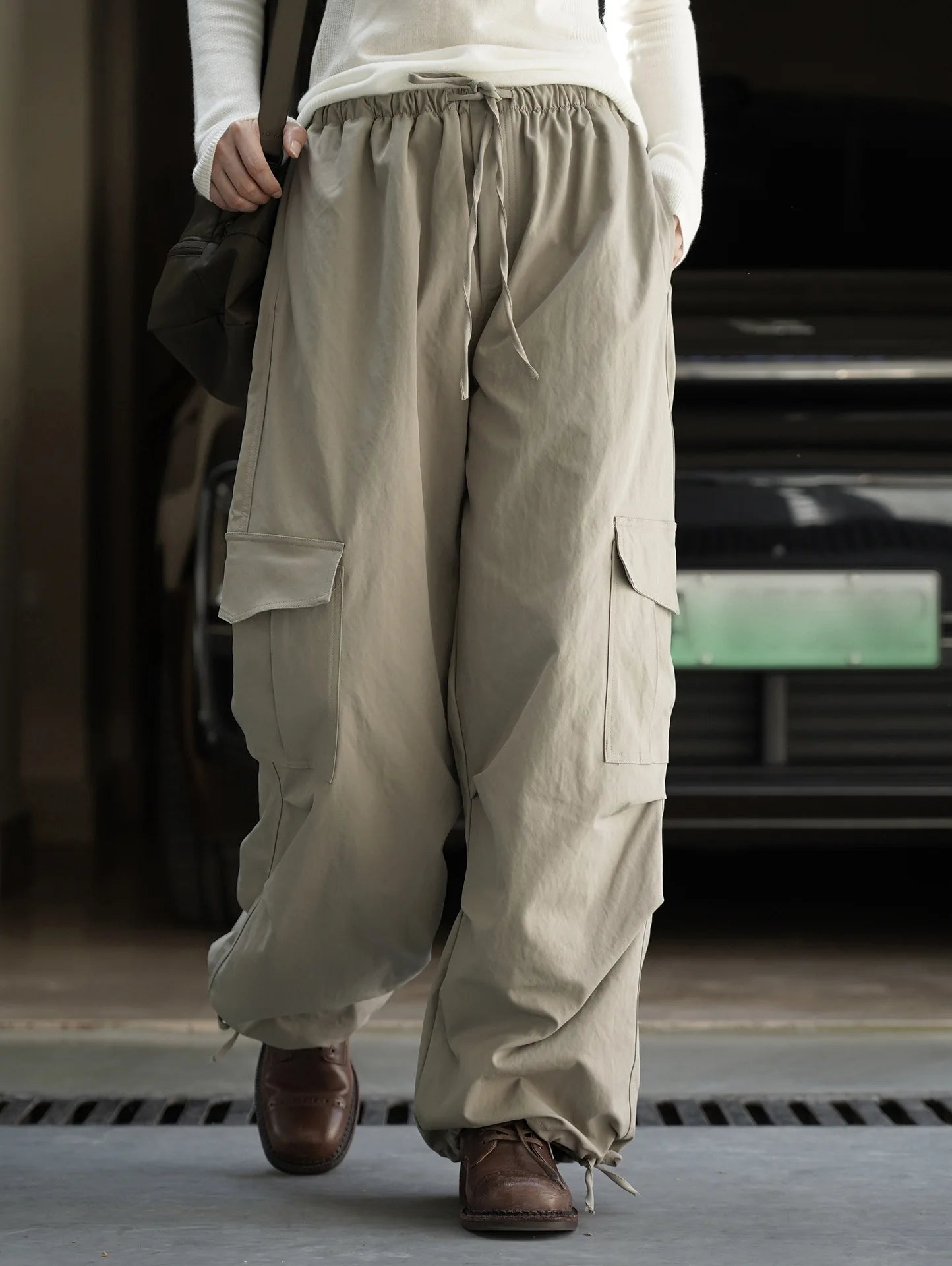 Pantalones Casuales Estilo Workwear Urbano - Cintura Elástica con Cordón - Bolsillos Plisados - Pantalón Largo para Mujer