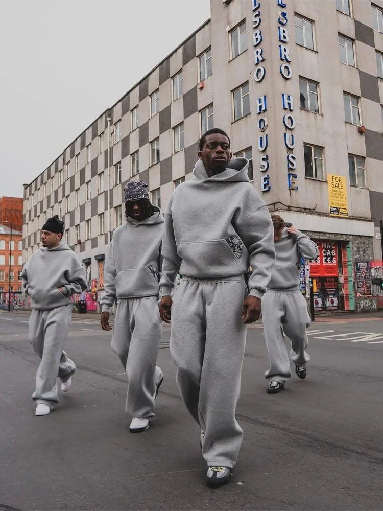 Conjunto Deportivo Retro Y2K Hombre - Sudadera Bordada Harajuku y Pantalón Suelto - Streetwear Hip Hop Casual 2025